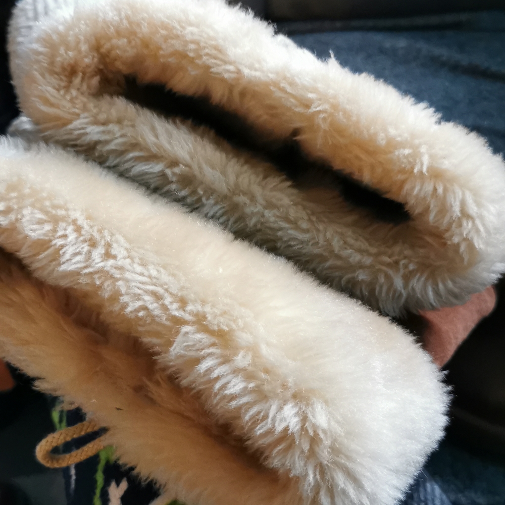 Uggs - Picture 7 of 7